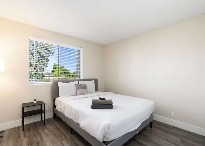 Apartment 2br Modern Near Dt With Pools & Gym Mesa